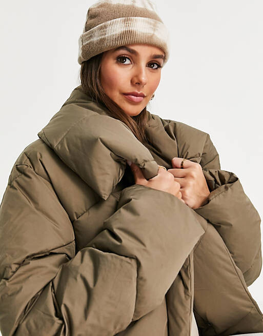 

Коричневое стеганое пуховик макси с водопадом ASOS DESIGN Tall