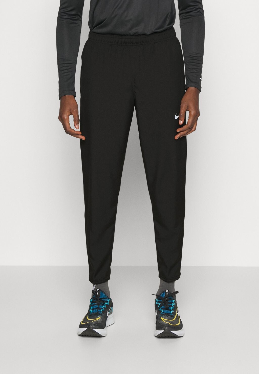 

Спортивные брюки Nike