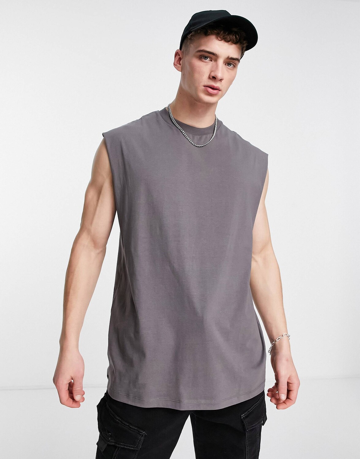 

Черный жилет оверсайз ASOS DESIGN