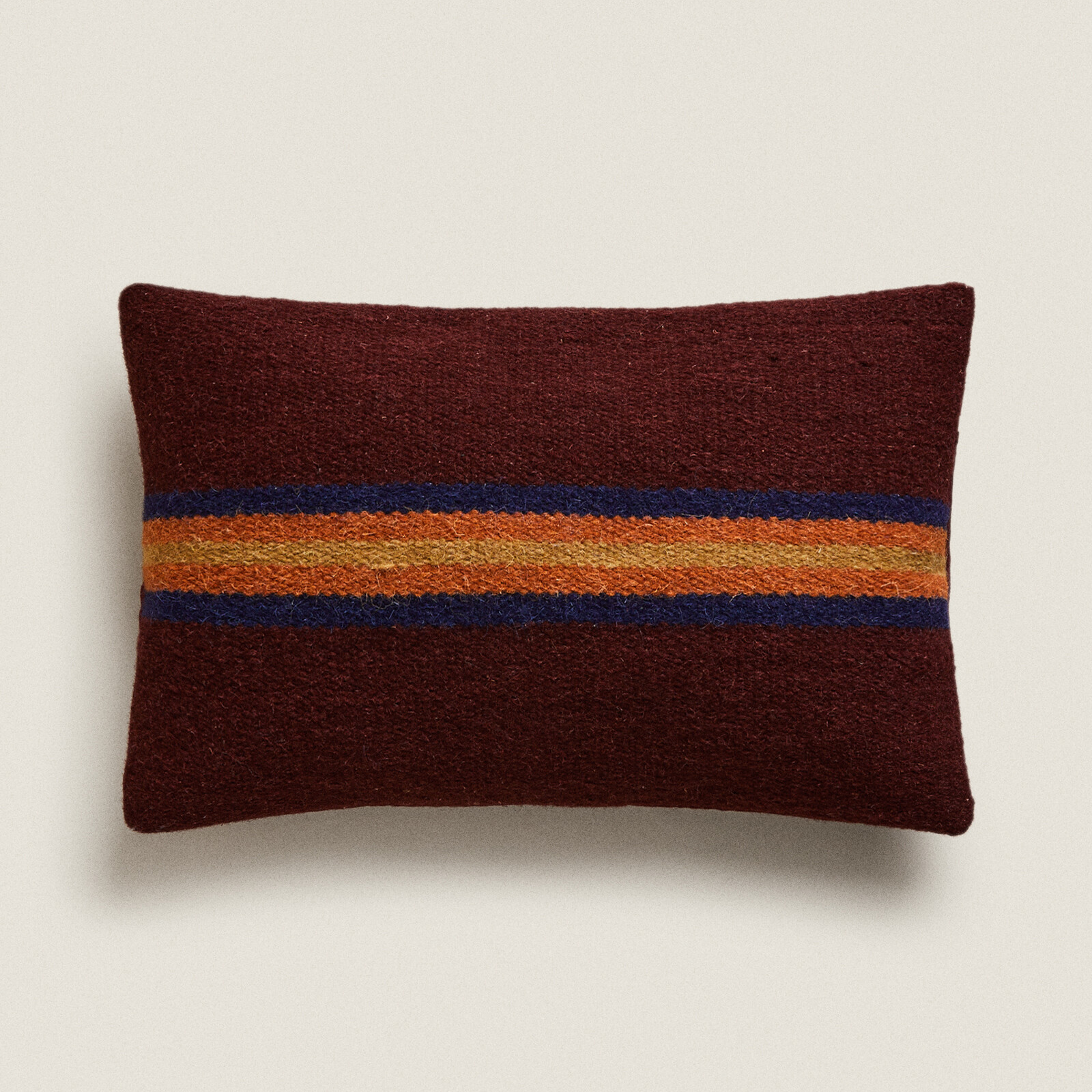 детский чехол для подушки zara home striped мультиколор Чехол для подушки Zara Home Striped Wool, бордовый/мультиколор