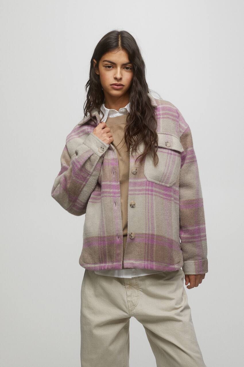 

Проверить верхнюю рубашку Pull&Bear, розовый