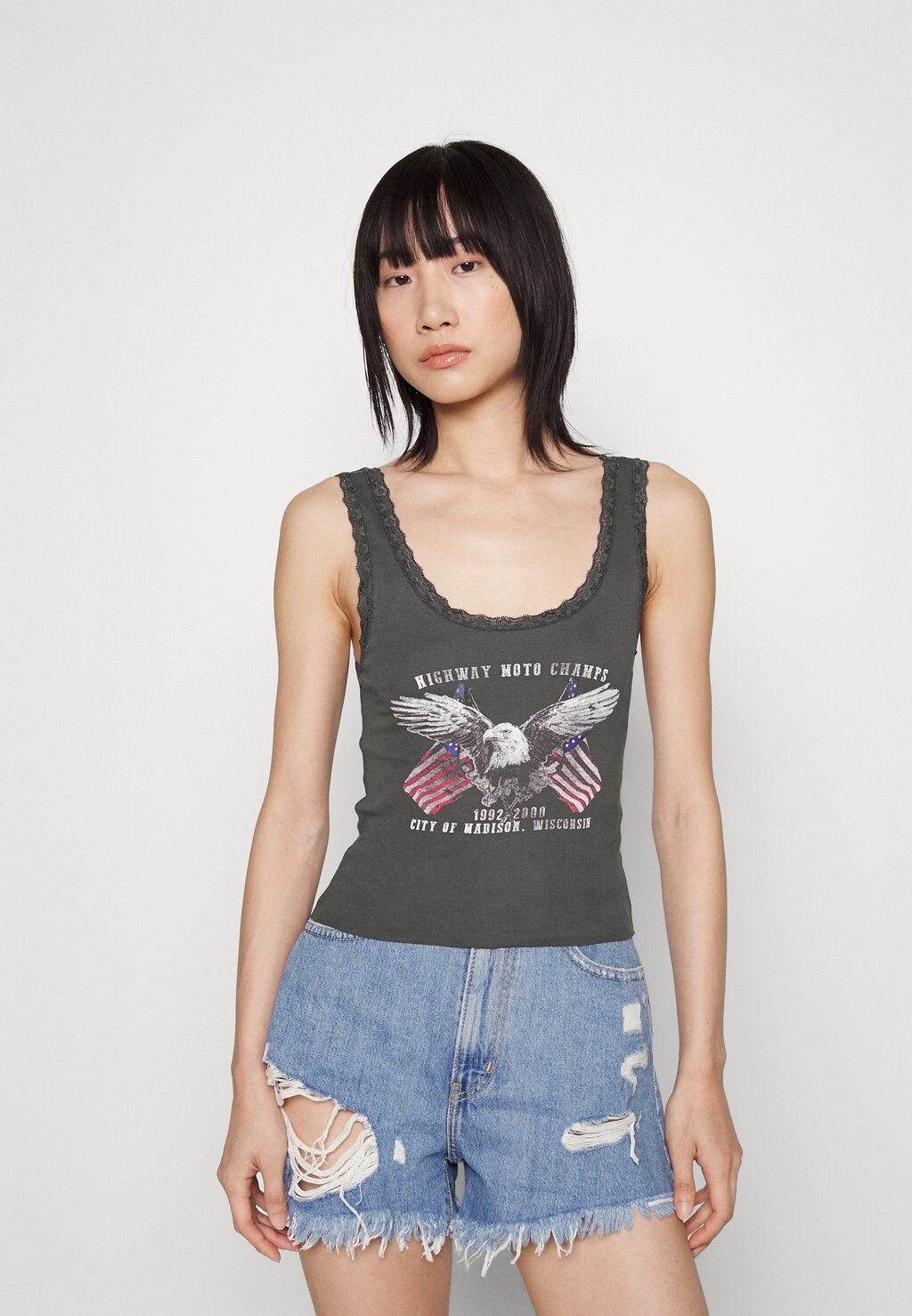 

Топ BDG Urban Outfitters
