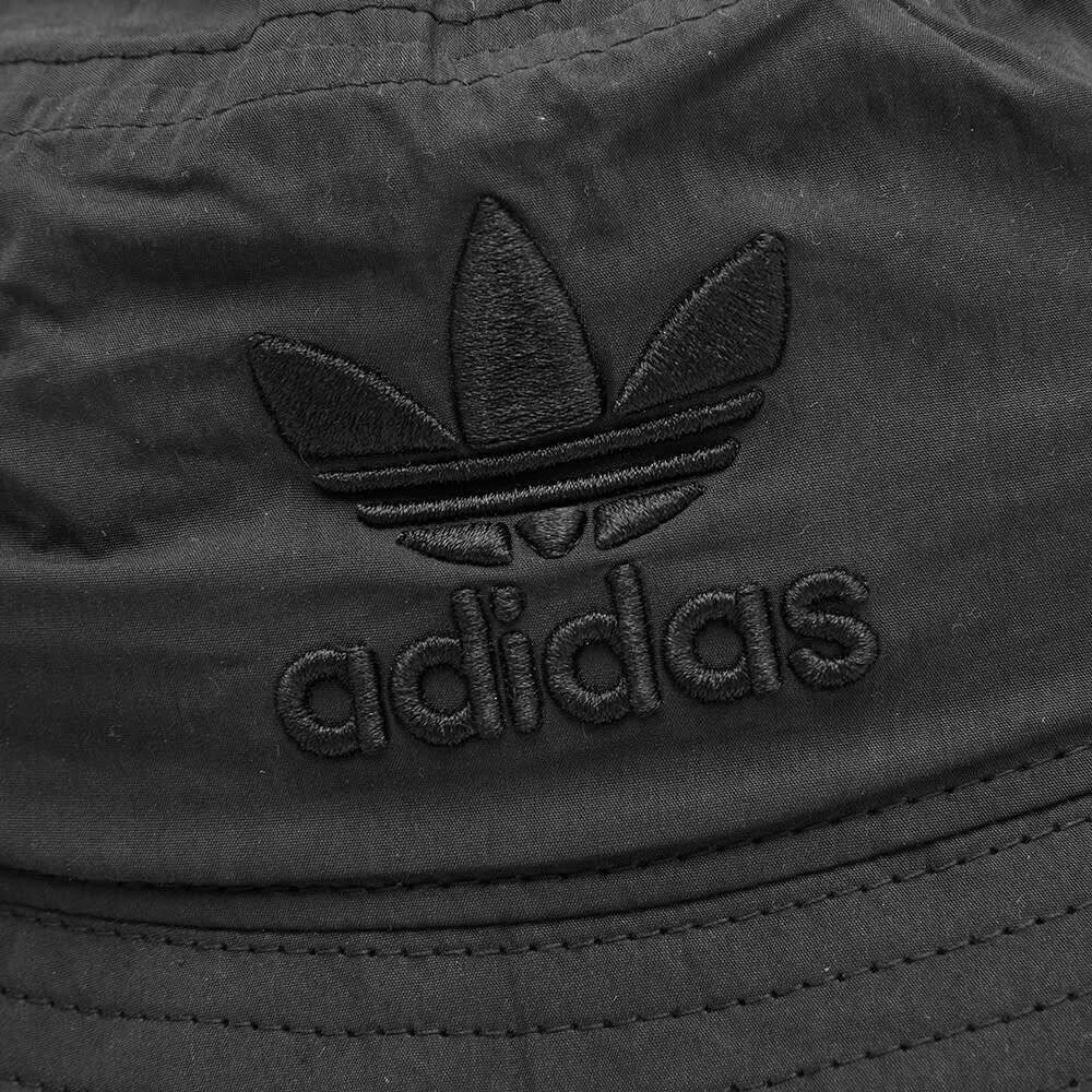 

Панама дополненной реальности Adidas