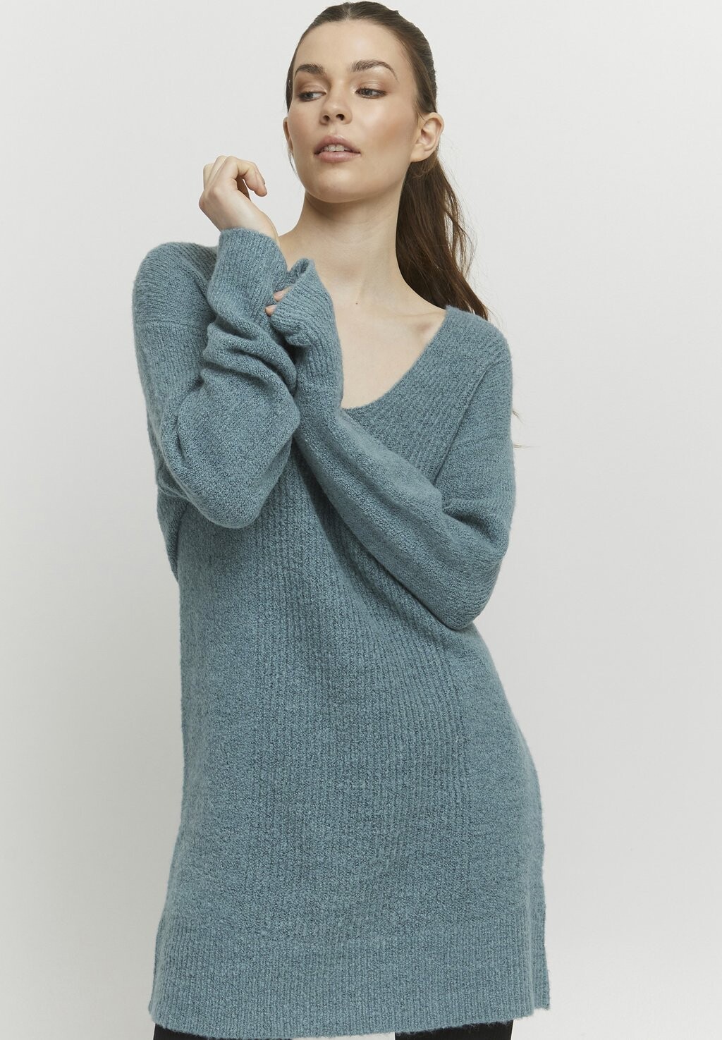 

Свитшот b.young BYMIRELLE VNECK, цвет smoke blue melange