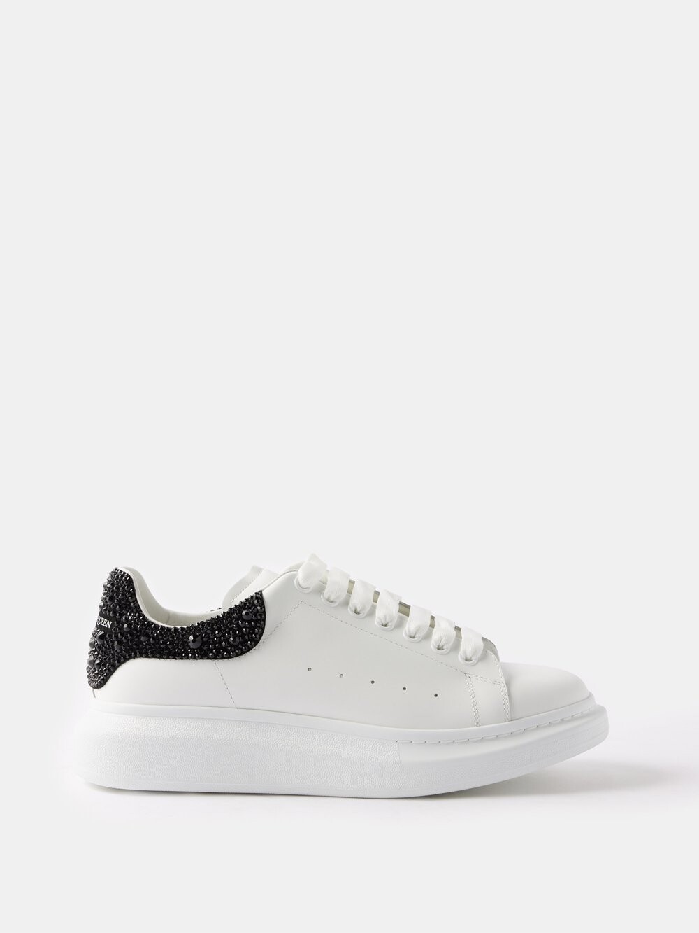 

Объемные кожаные кроссовки с кристаллами Alexander McQueen, белый