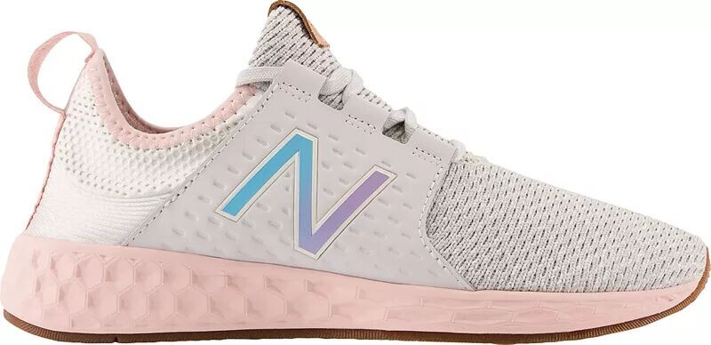 

Переиздание женских кроссовок New Balance Fresh Foam Cruzv1, серый/розовый
