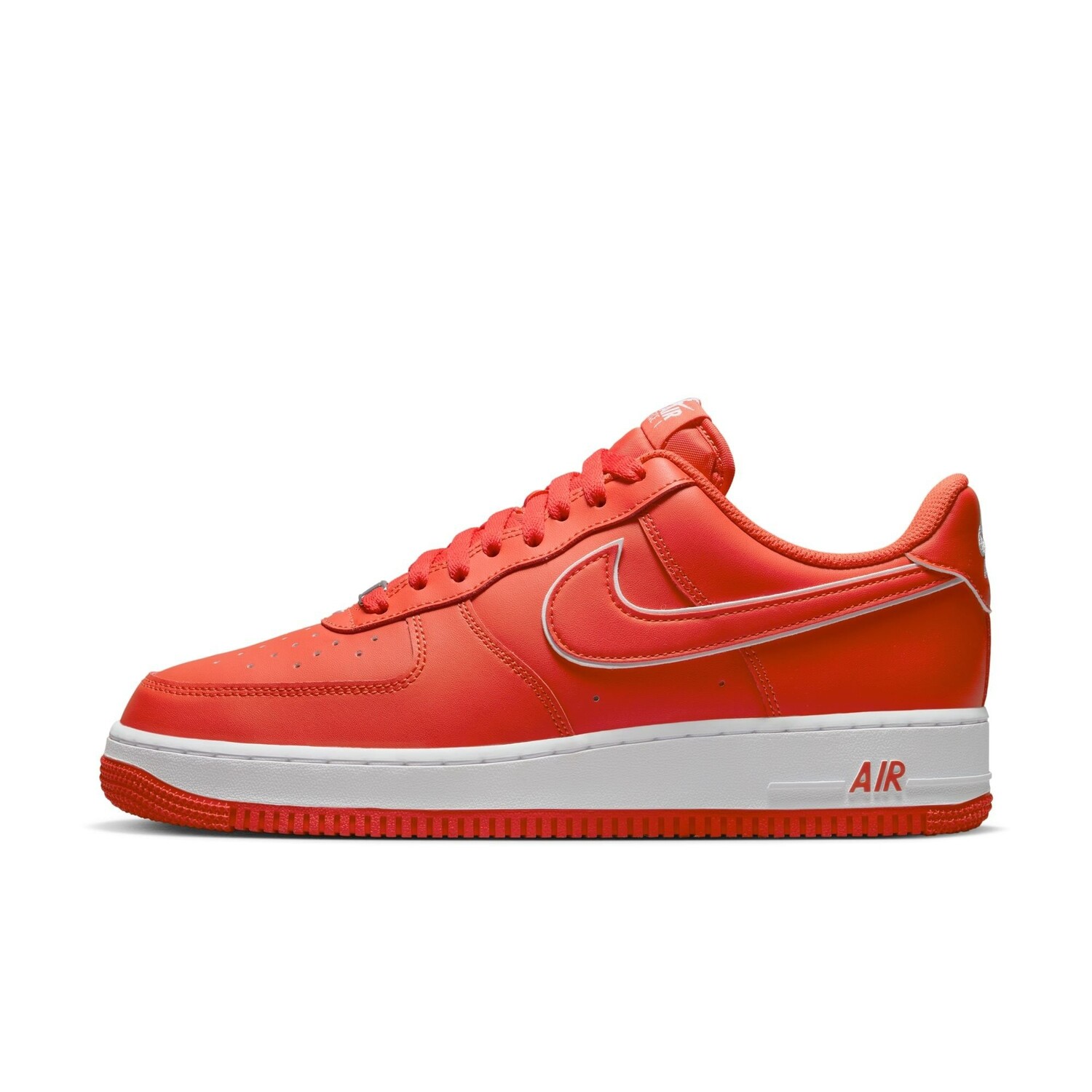 

Кроссовки Nike Air Force 1 '07, красно-оранжевый/белый, Красный