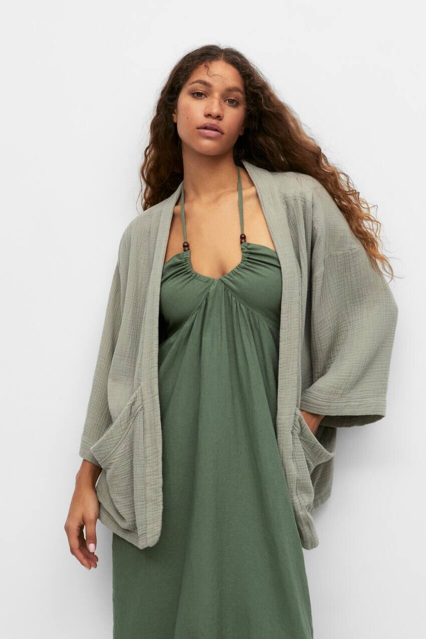 

Кимоно свободного кроя Pull&Bear