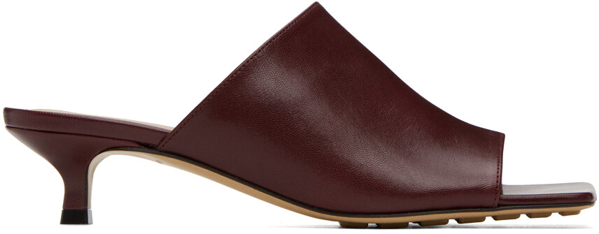 

Бордовые эластичные мюли Bottega Veneta