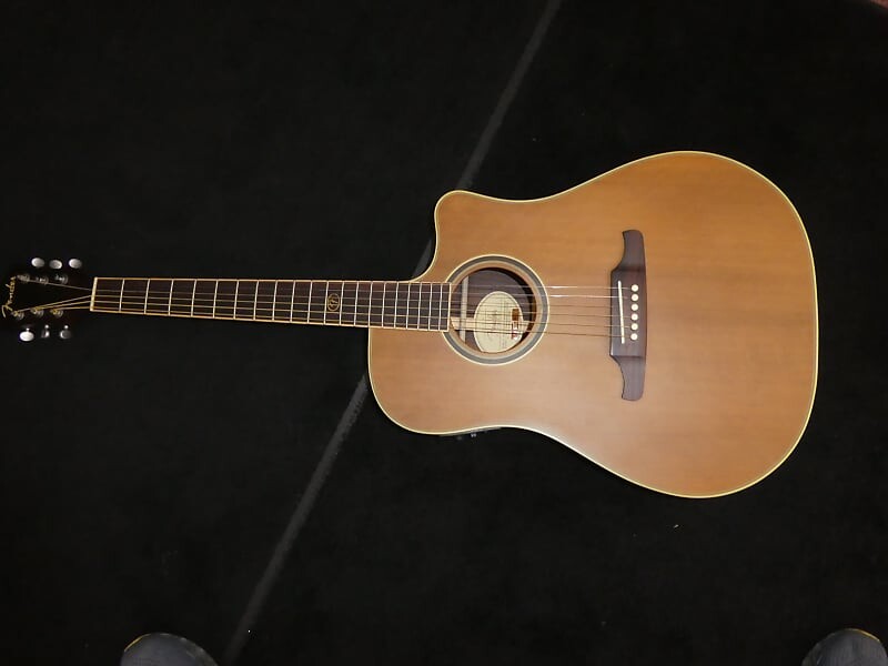 

Fender F1030 SCE Recent - лак