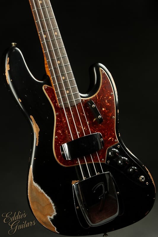 

Гитары Fender Eddie's Exclusive Custom Shop 1964 Jazz Bass Heavy Relic - черный Eddie's Guitars Exclusive Custom Shop 1964 Jazz Bass Heavy Relic - Black