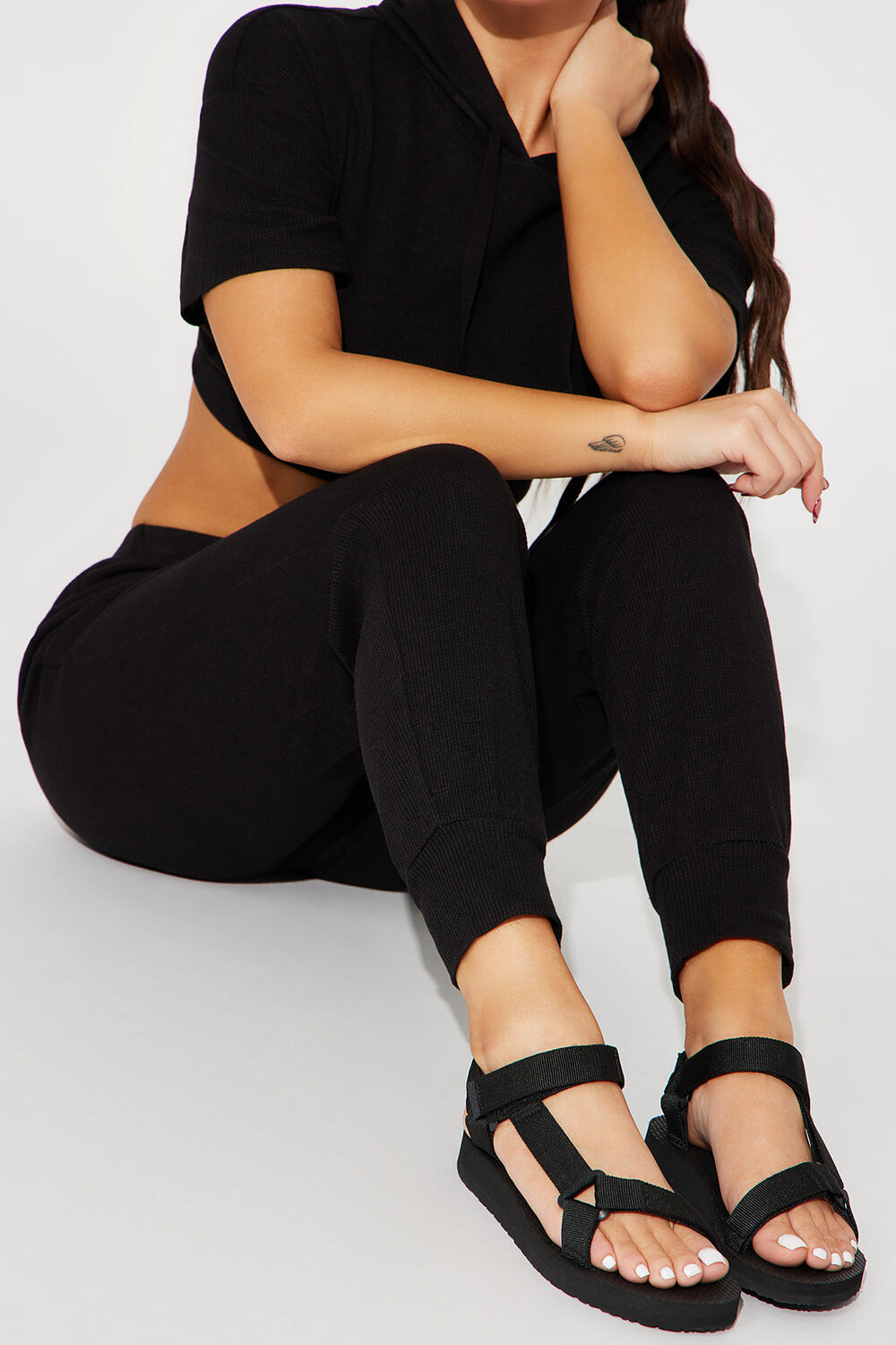 

Сандалии Fashion Nova PENN1, черный