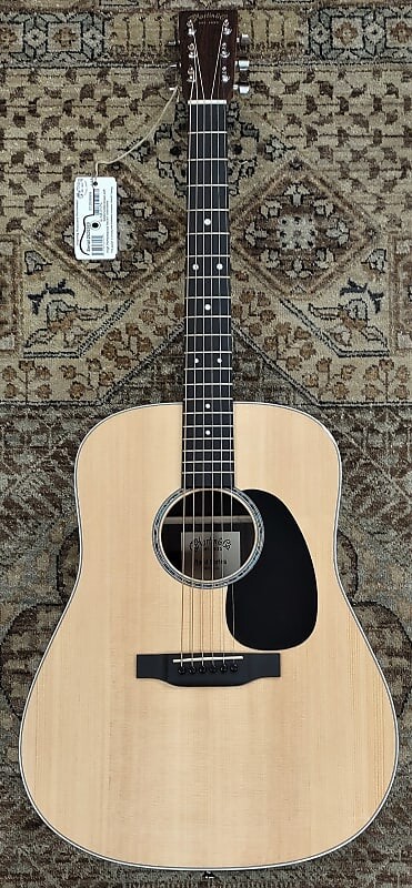 

Акустическая электрогитара Martin Road Series D-13E с сумкой для переноски, установка №8989
