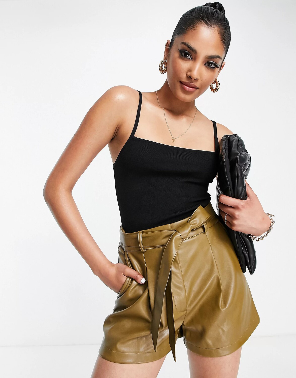 

Шорты Asos Design Leather Look Paperbag Waist, хаки