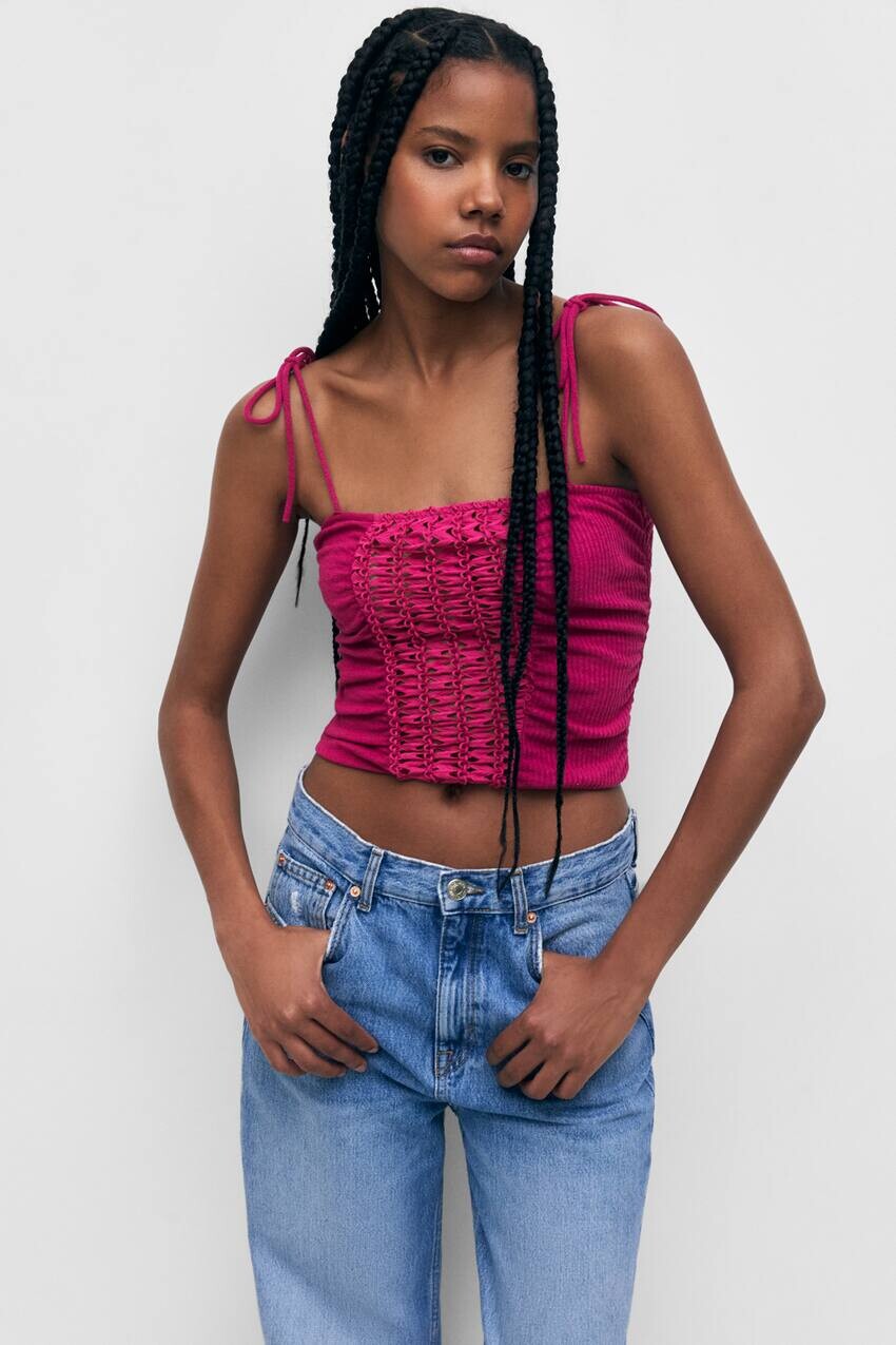 

Укороченный топ со сборками Pull&Bear, фуксия