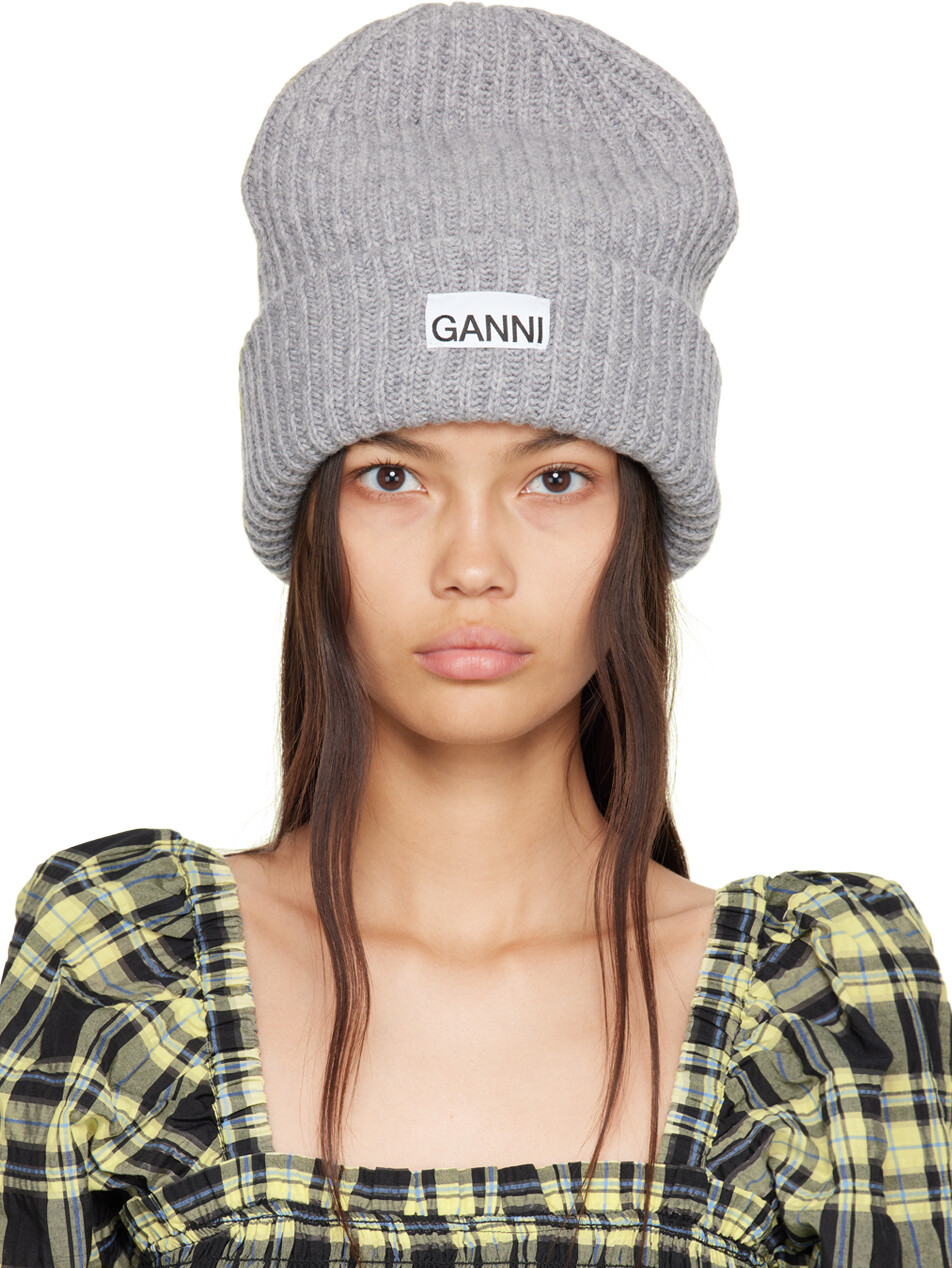 

Серая шапка из переработанной шерсти GANNI