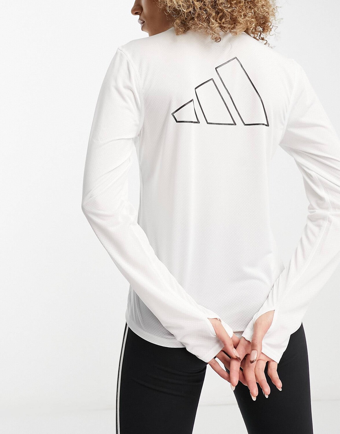 

Белая футболка с длинными рукавами adidas Running Run Icons