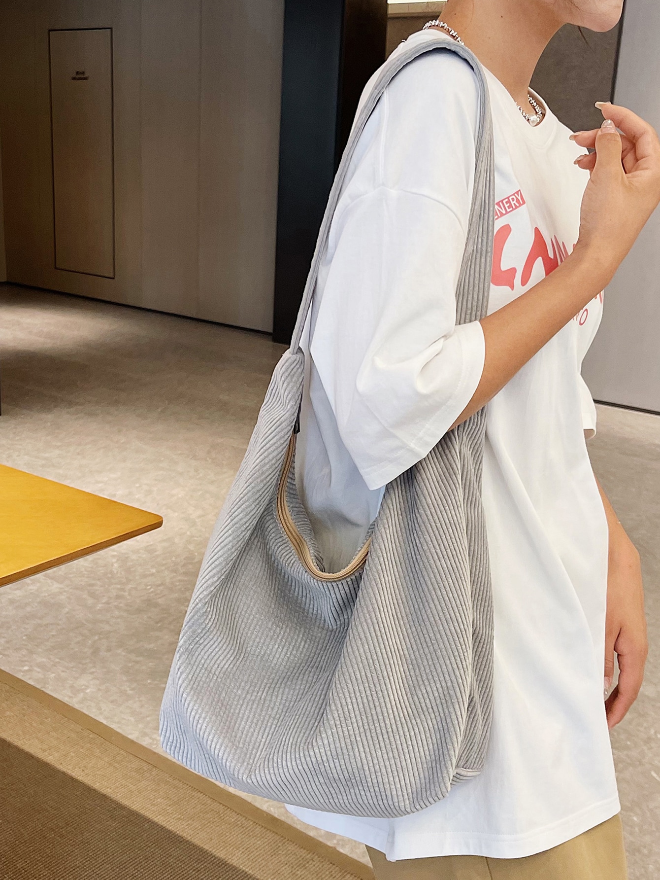 Легкая деловая повседневная минималистичная вельветовая сумка через плечо для девочек-подростков, серый