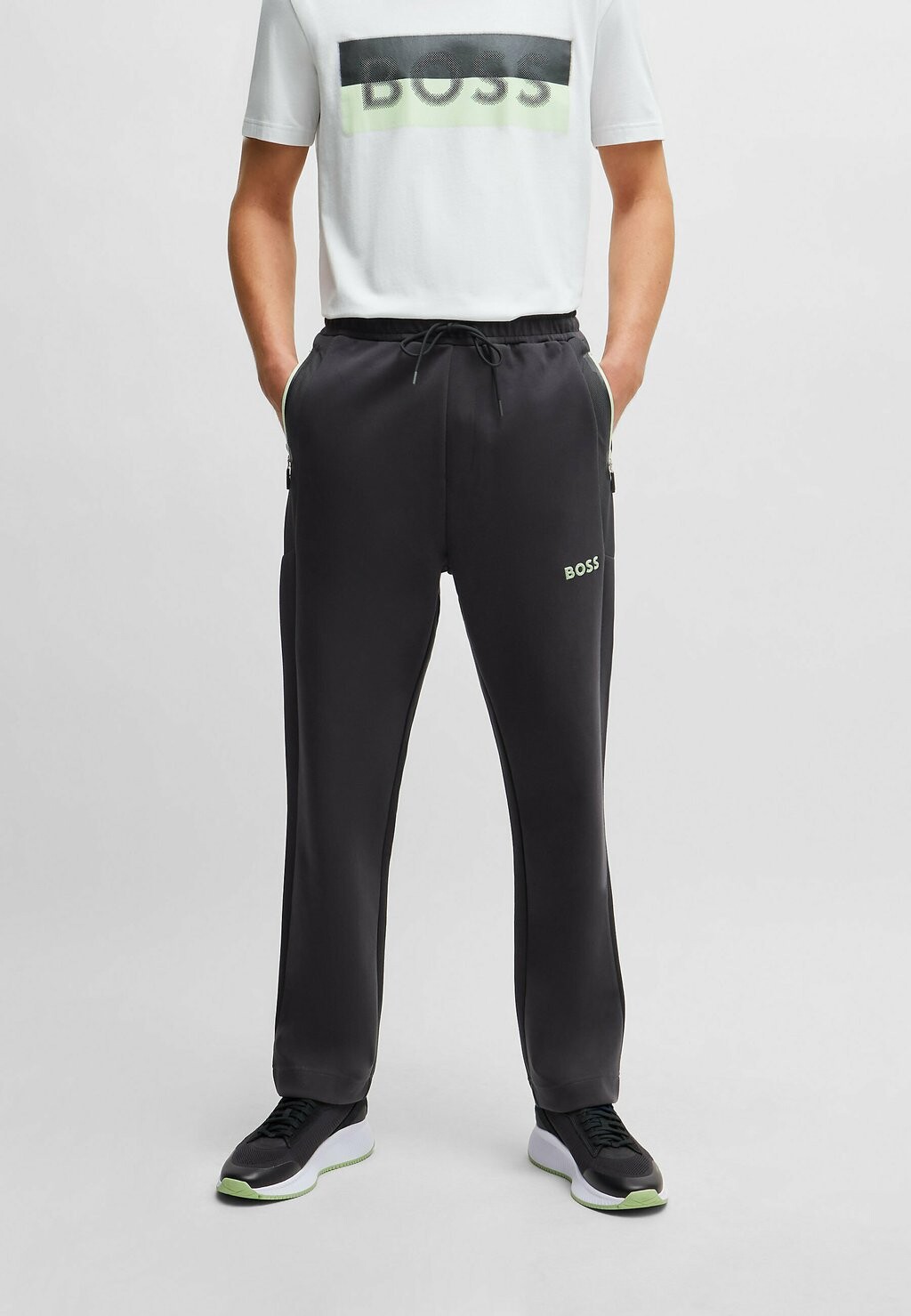 

Спортивные штаны BOSS, цвет charcoal six