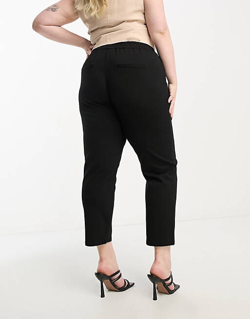 

Черные зауженные джоггеры с завязкой на талии Vero Moda Curve
