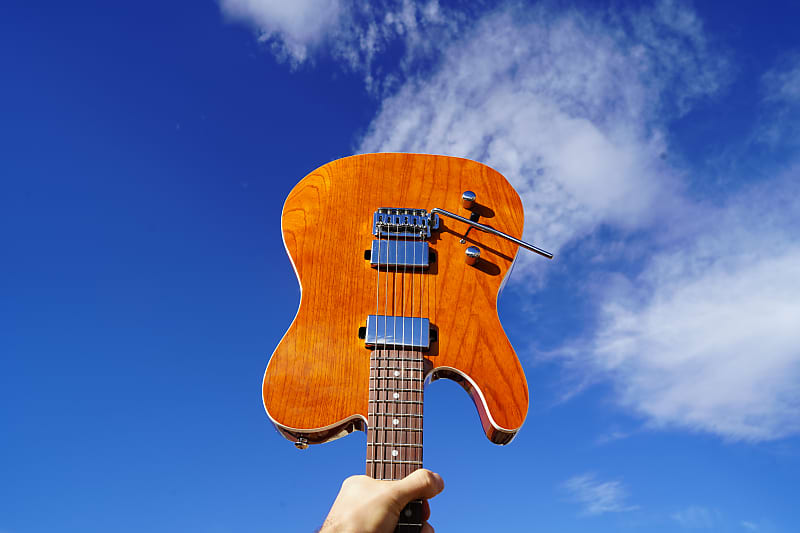 Электрогитара Schecter DIAMOND SERIES PT Van Nuys - Gloss Natural Ash Left Handed 6-String Electric Guitar