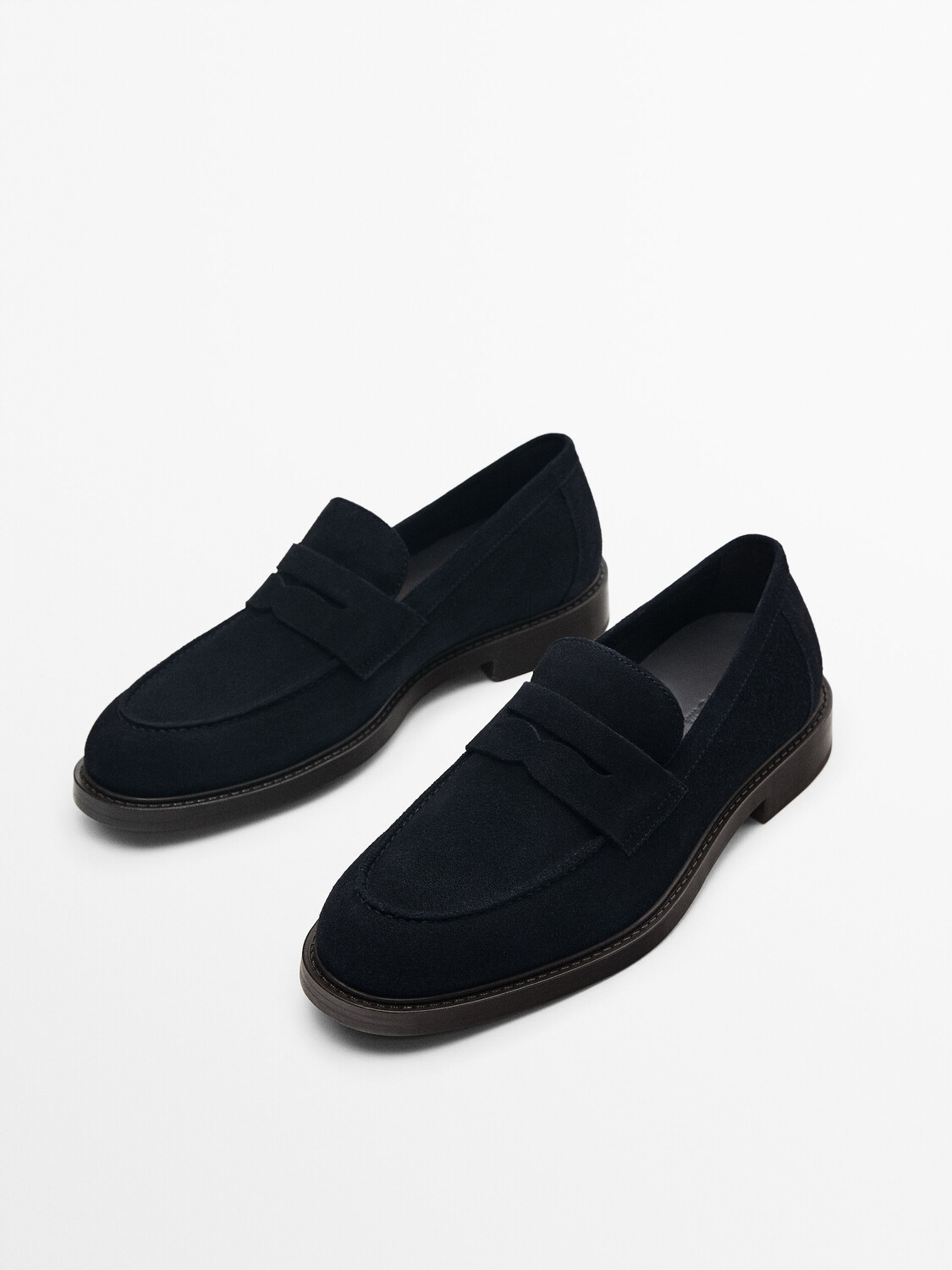

Белые замшевые лоферы Massimo Dutti, синий