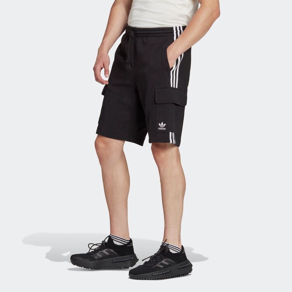 

Шорты Adidas IA6334, черный