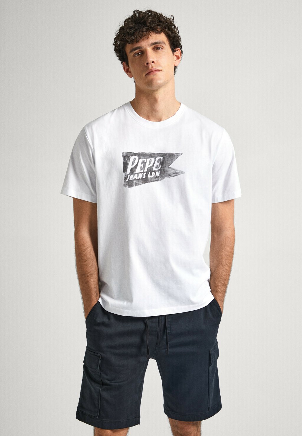 Футболка с принтом SINGLE CARDIFF Pepe Jeans, цвет white футболка базовая single carrinson pepe jeans цвет off white