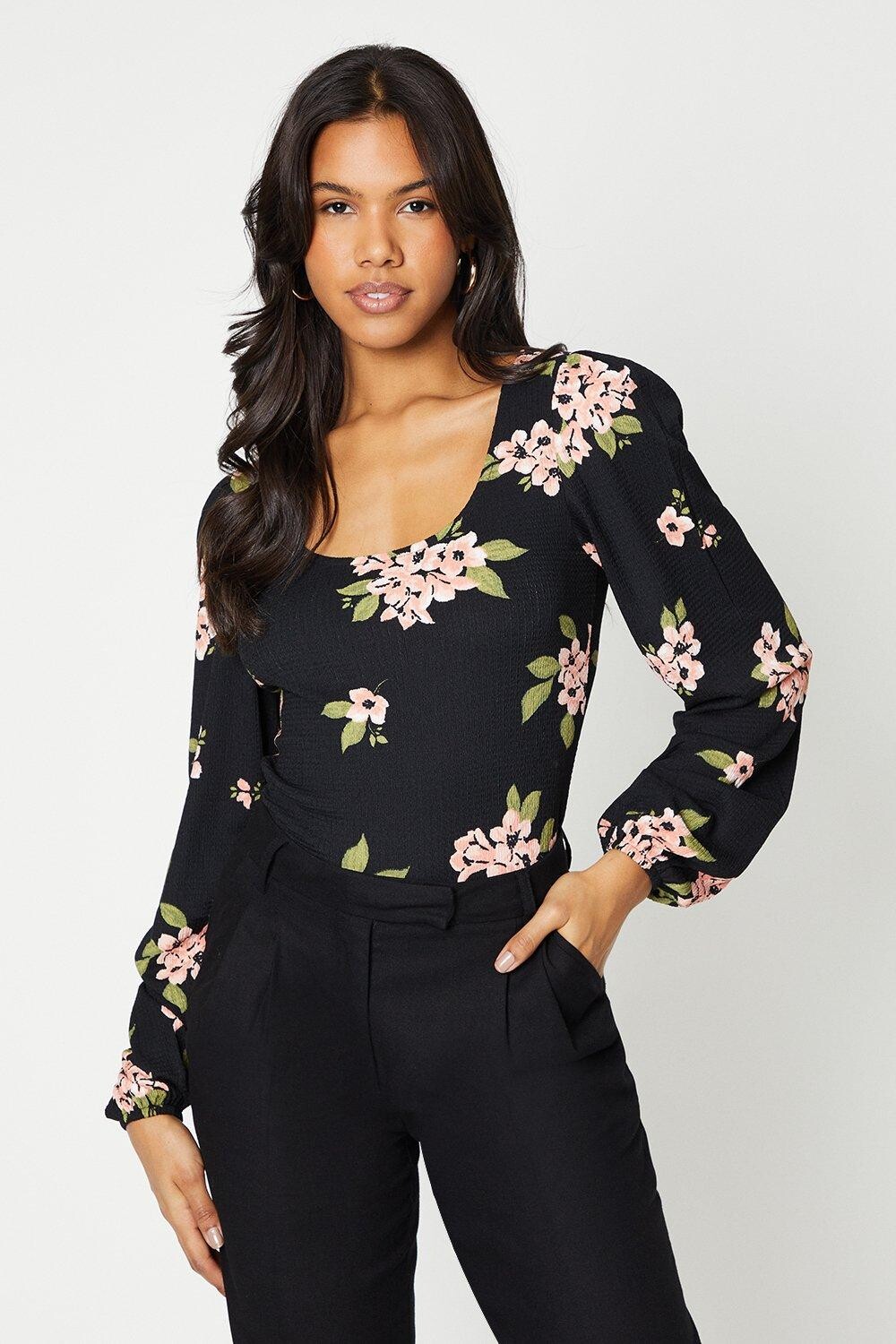 

Высокий топ с овальным вырезом и длинными рукавами Dorothy Perkins, мультиколор