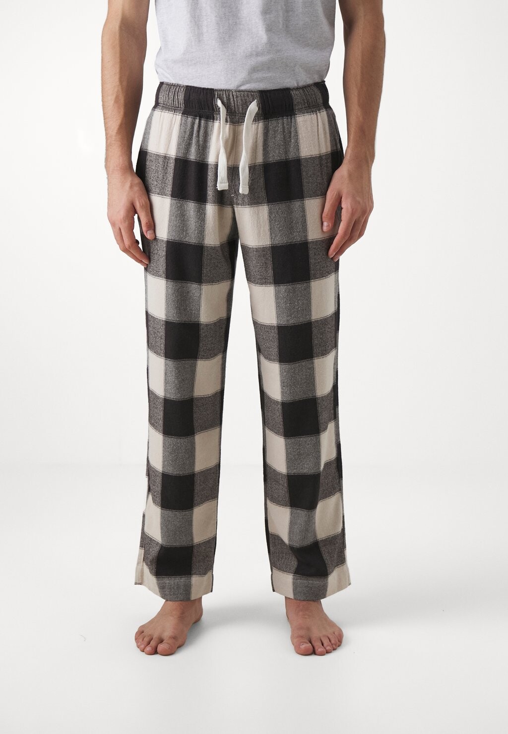 

Пижамные штаны FLANNEL SLEEP PANT Abercrombie & Fitch, черный