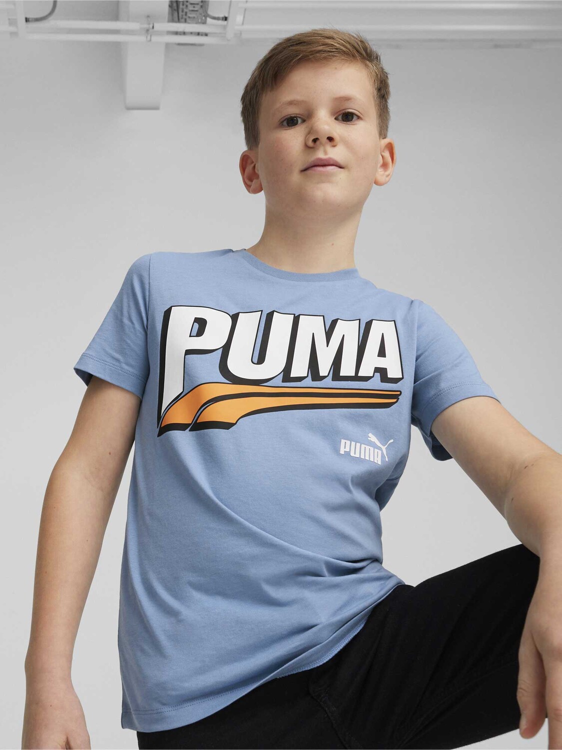 

Футболка Puma ESS+ MID 90s Graphic B, синий