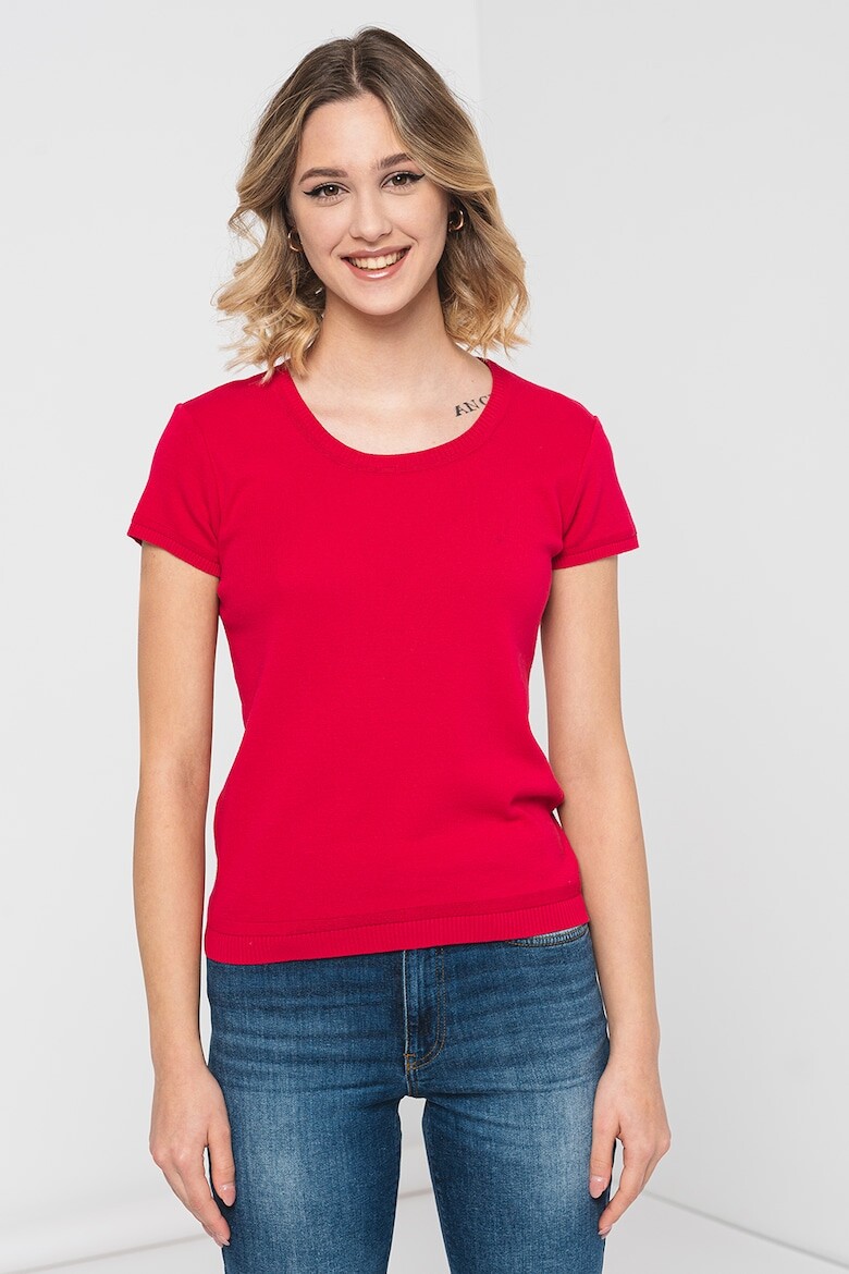 

Футболка в рубчик United Colors Of Benetton, красный
