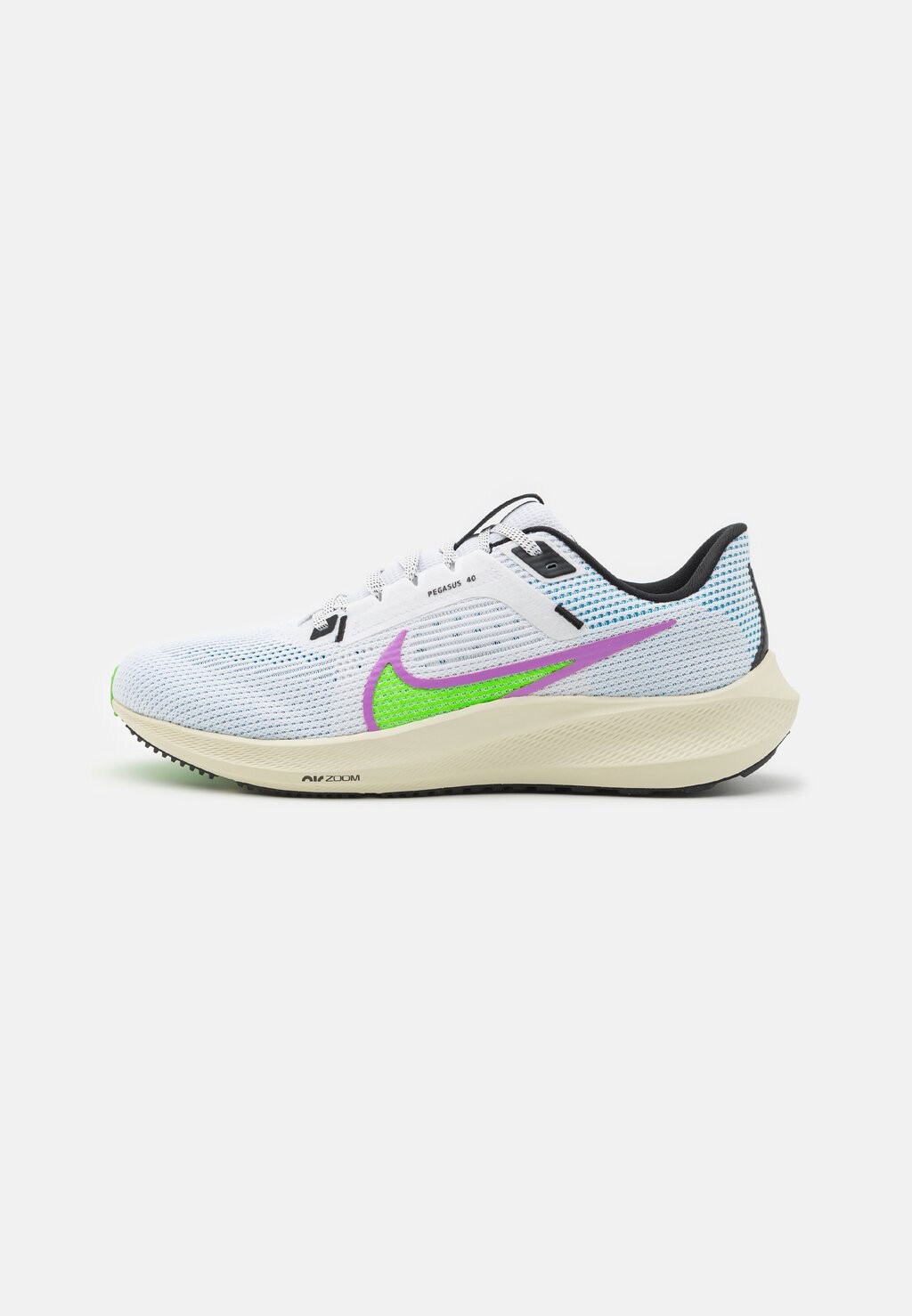 

Кроссовки Nike
