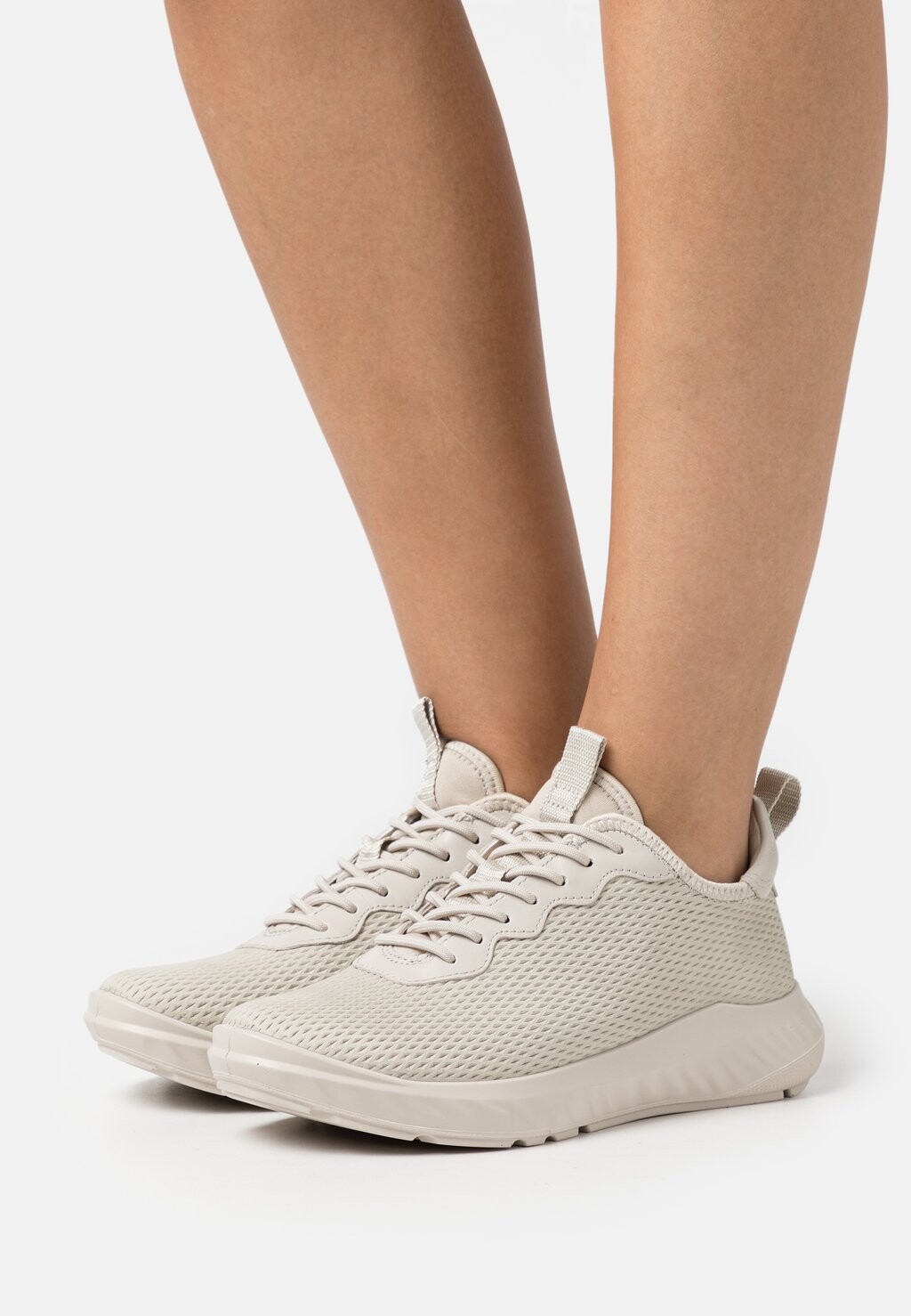 

Кроссовки ECCO Ath 1Fw, бежевый