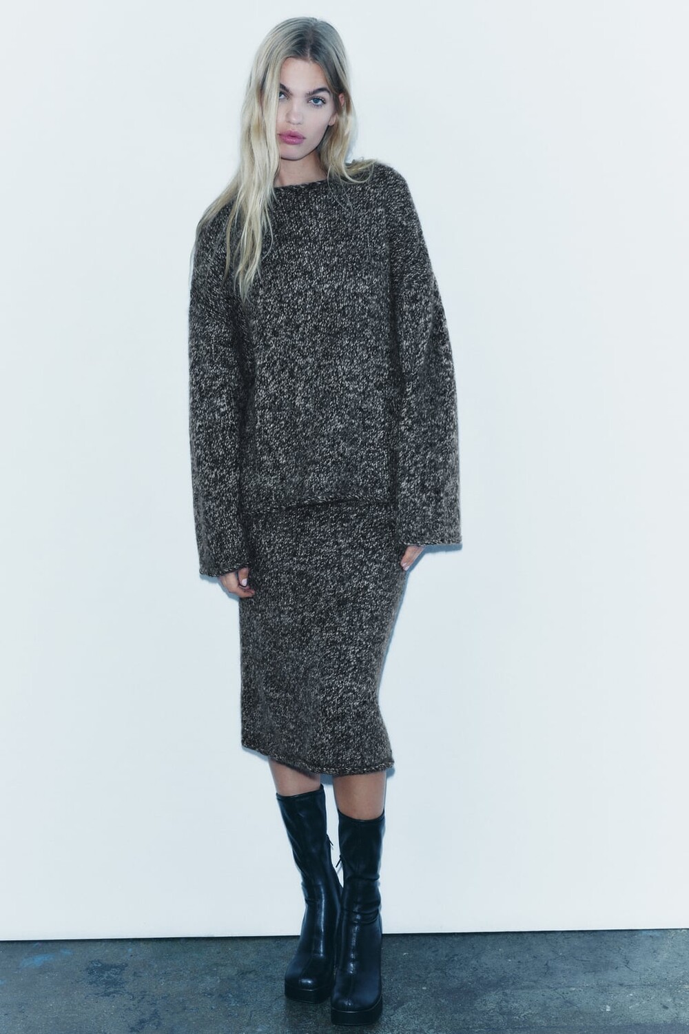 

Вязаный свитер с окантовкой ZARA, черный