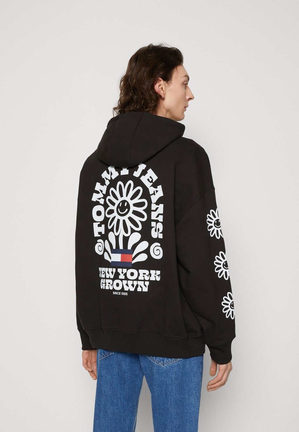 

Толстовка Tommy Jeans, черный