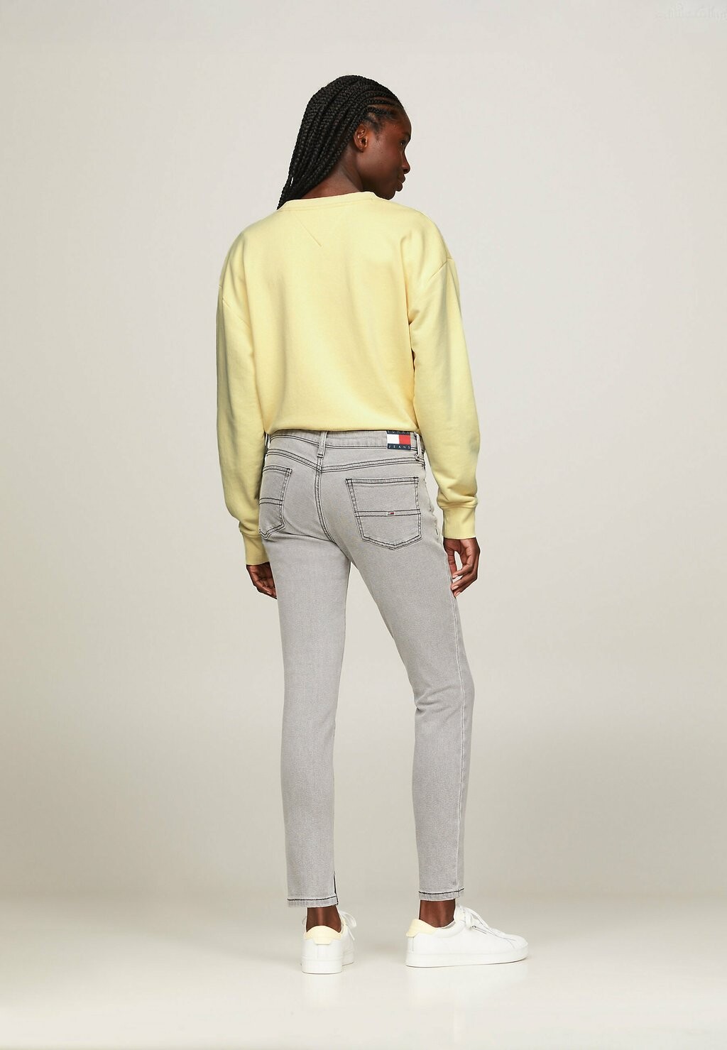 

Джинсы облегающего кроя SOPHIE Tommy Jeans, серый