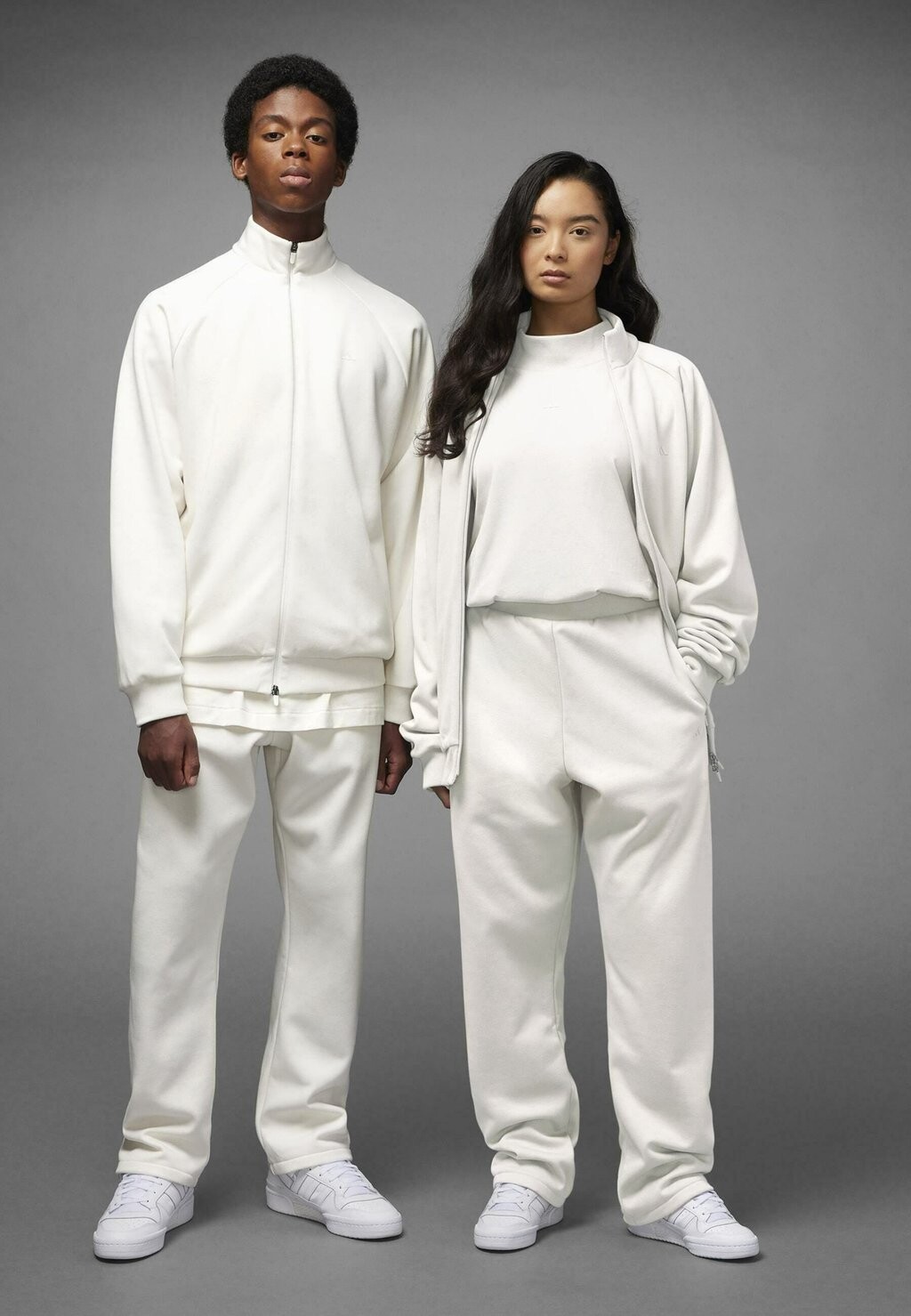 

Спортивная куртка Adidas