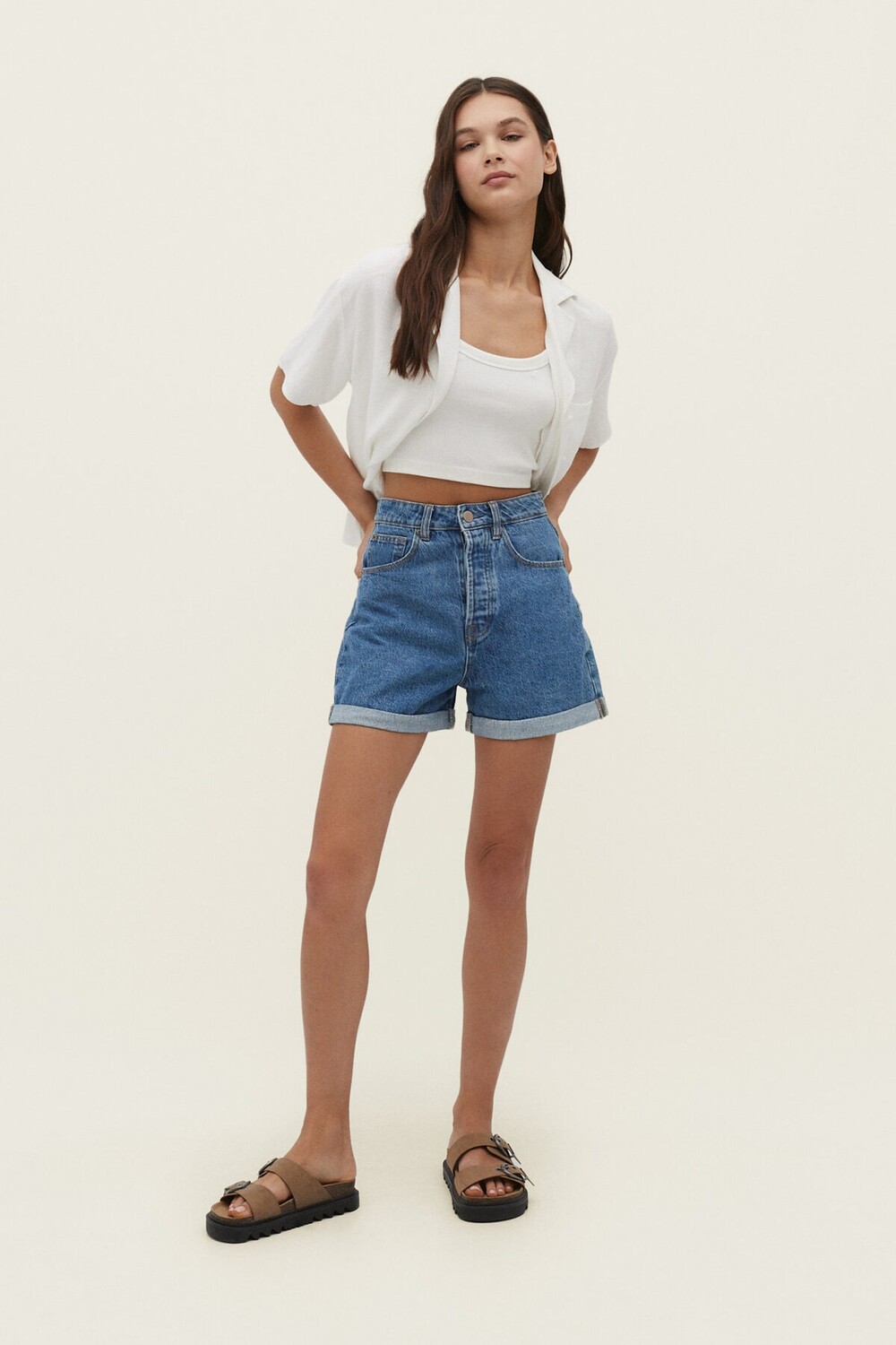 

Шорты Mom Fit Stradivarius, синий