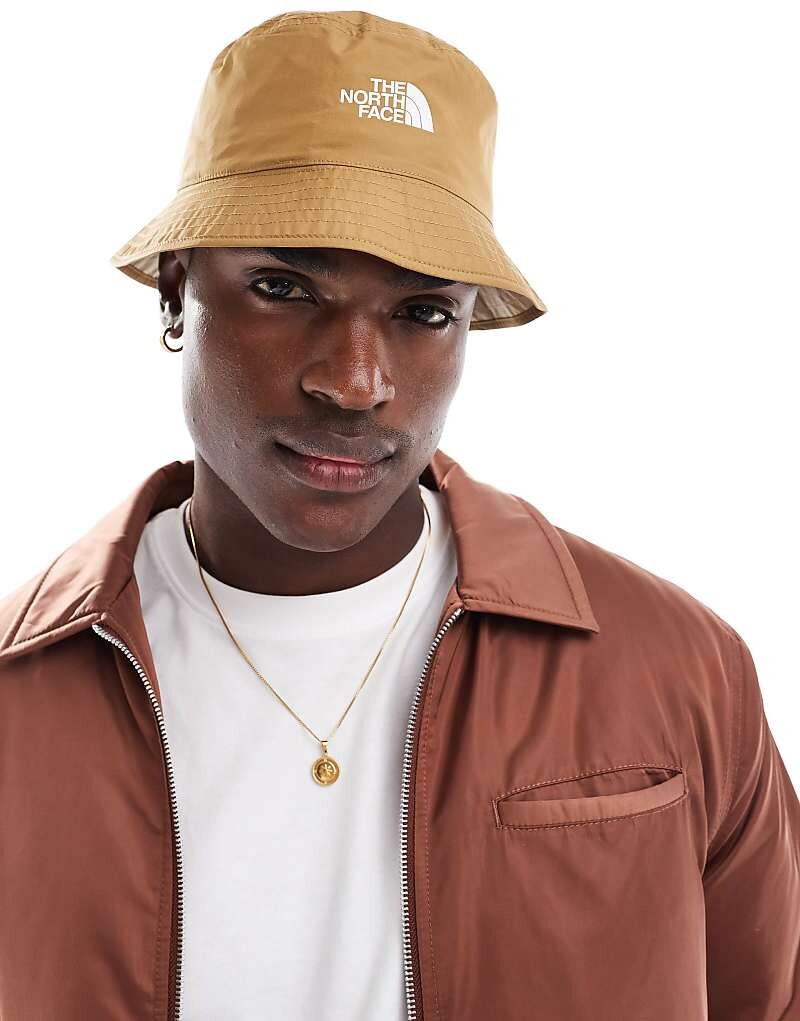 

The North Face – Sun Stash – Бежевая двусторонняя панама с логотипом