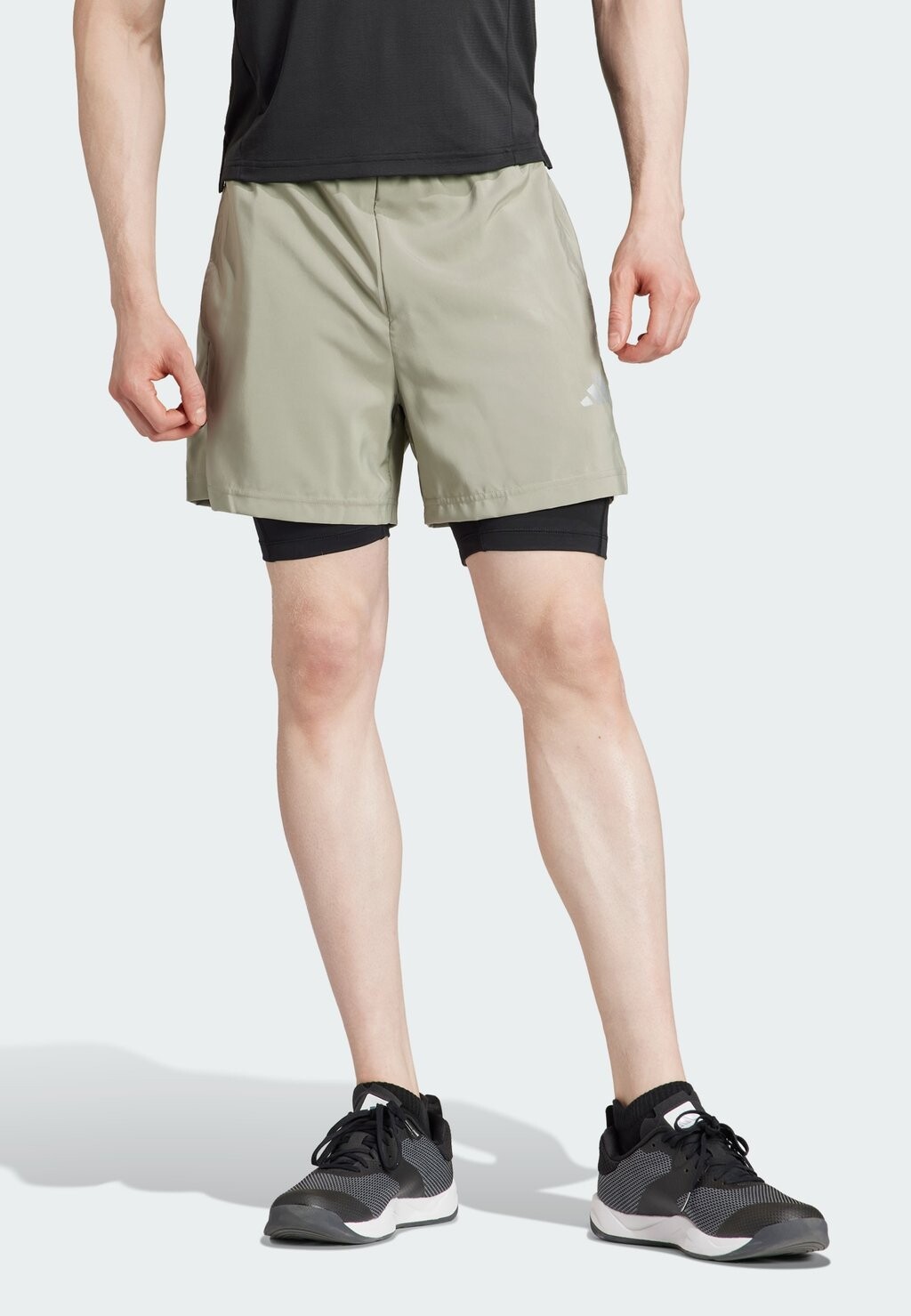 

Спортивные шорты 2-IN-1 adidas Performance, серебро