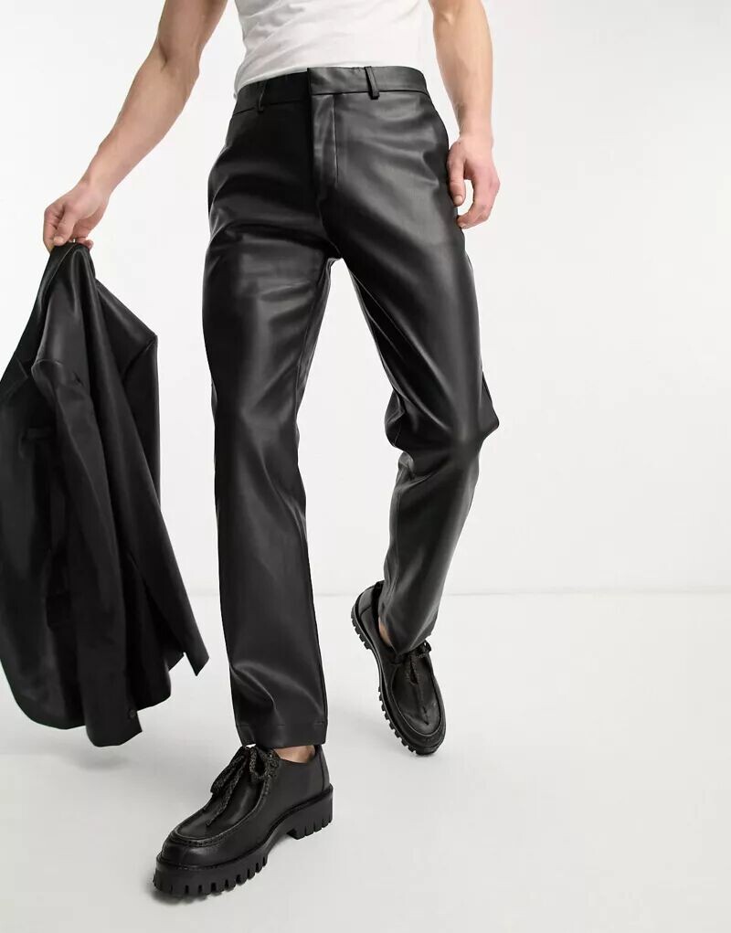 

Черные костюмные брюки из искусственной кожи River Island