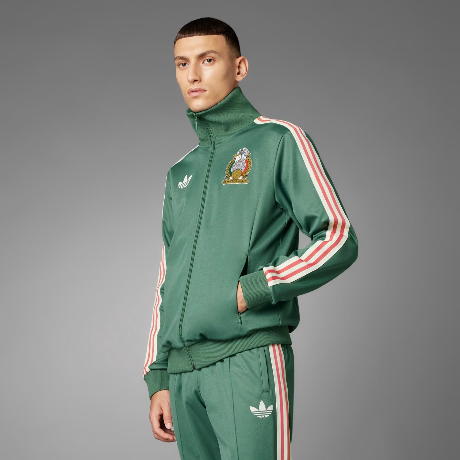 

Спортивная футболка Mexico Beckenbauer Adidas, цвет Green Oxide
