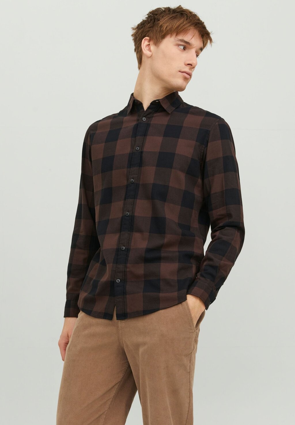 

Рубашка JEGINGHAM Jack & Jones, темно-коричневый приталенного кроя