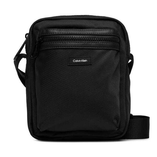 

Сумка Calvin Klein CkEssential Reporter, черный