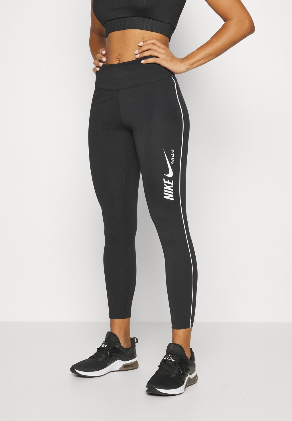 

Леггинсы Nike, черно-белый