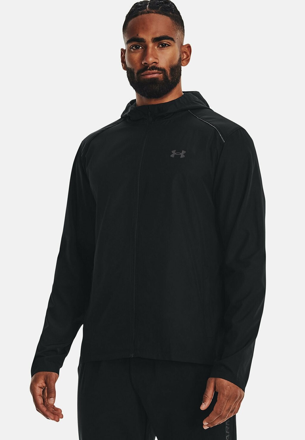 

Спортивная куртка Under Armour