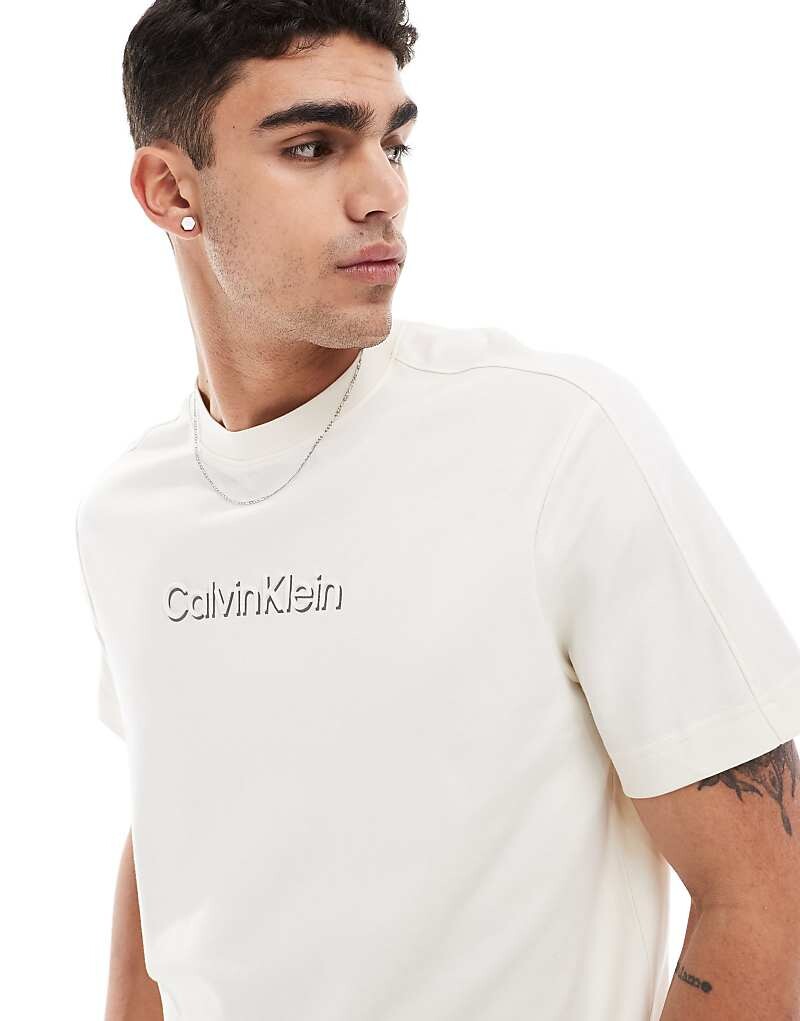 

Calvin Klein – Shadow – White> Футболка с вышитым логотипом
