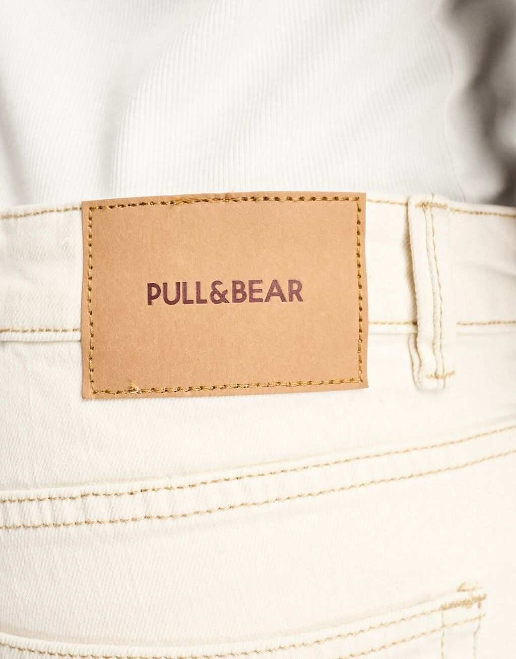 Размер pull bear. Размер pull bear. Pull and bear размерная сетка женской. Платье pull and bear. Размерная сетка джинс pull and bear.