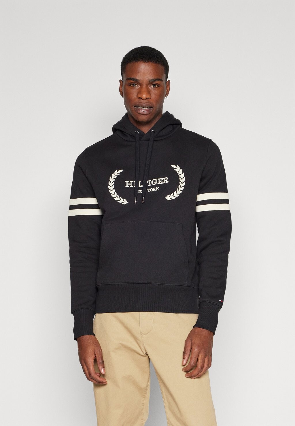 

Толстовка LAUREL MONOTYPE HOODIE Tommy Hilfiger, цвет black